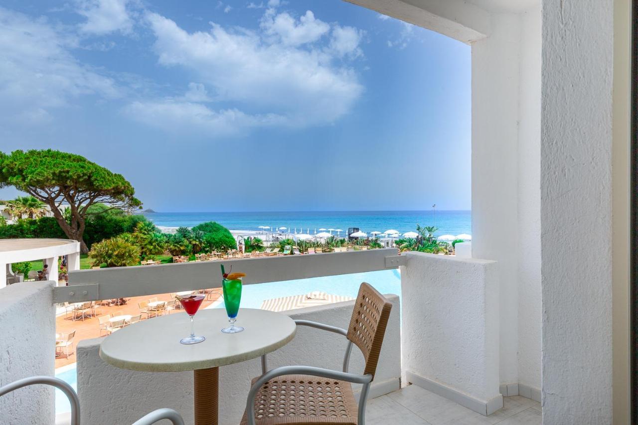 Hotel Flamingo Santa Margherita di Pula Esterno foto