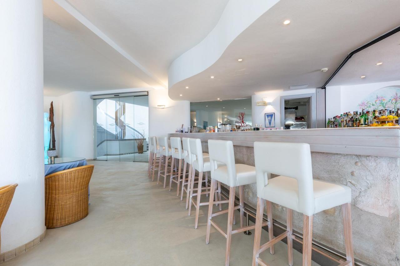 Hotel Flamingo Santa Margherita di Pula Esterno foto