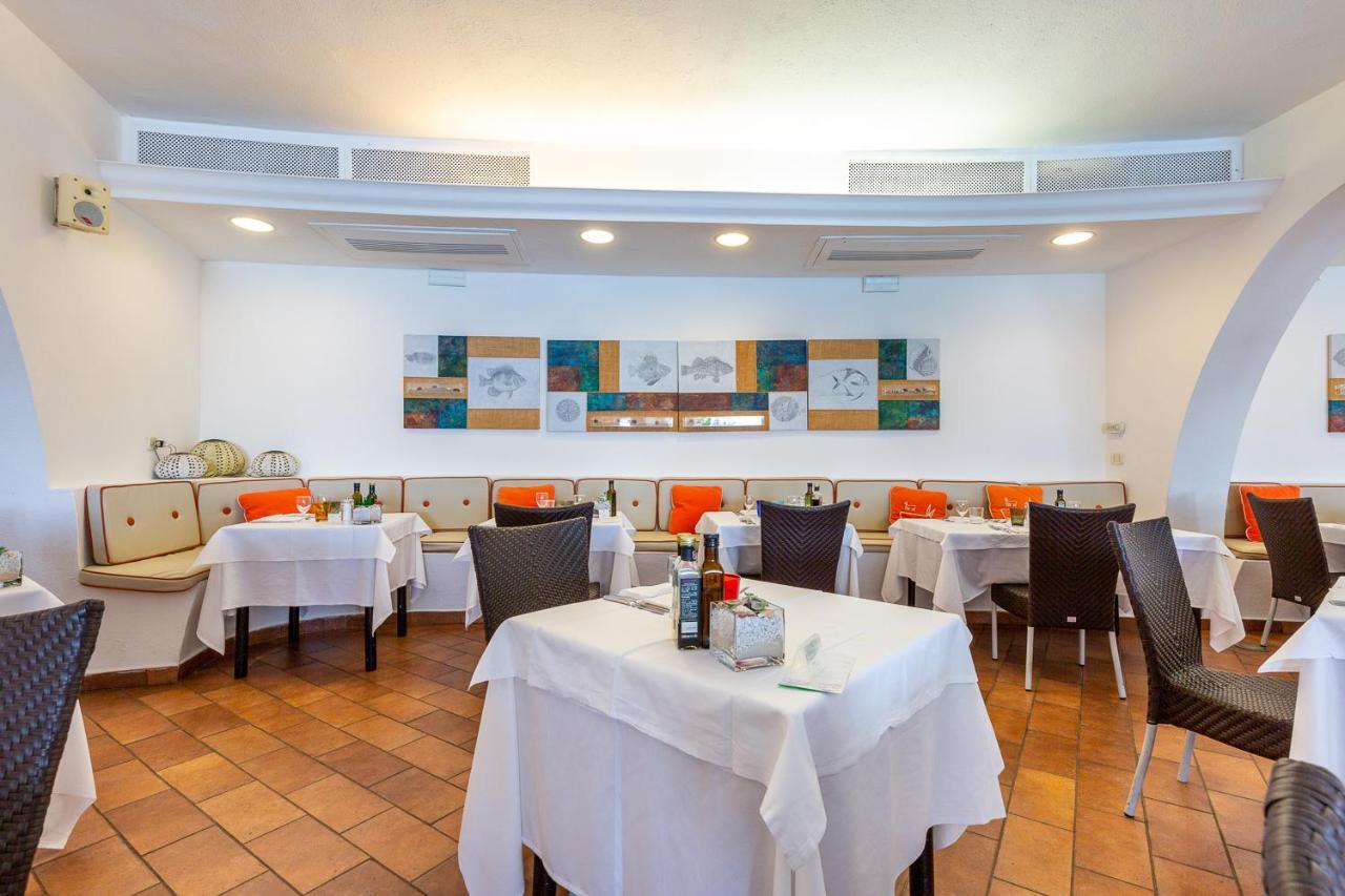 Hotel Flamingo Santa Margherita di Pula Esterno foto