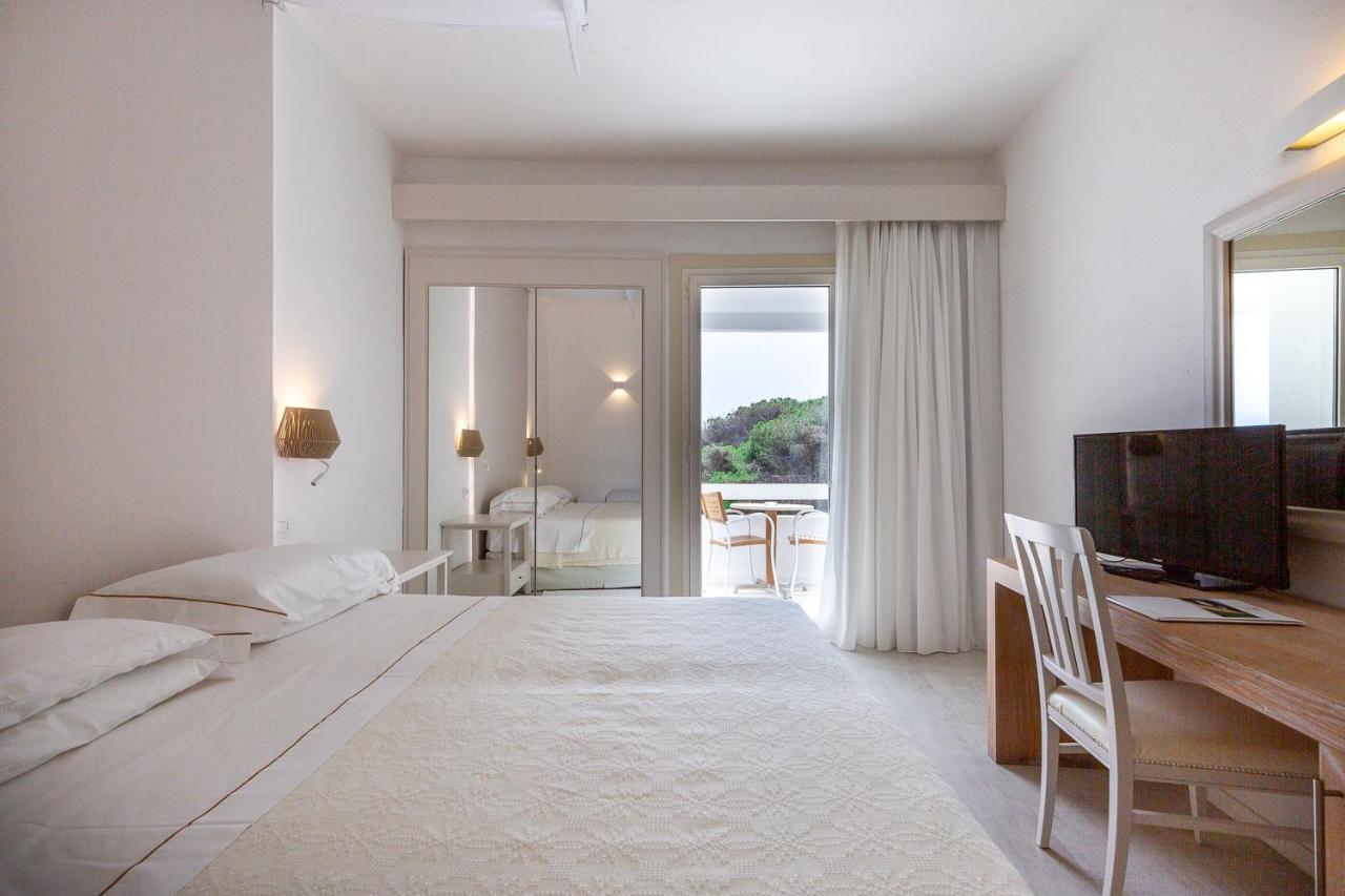 Hotel Flamingo Santa Margherita di Pula Esterno foto