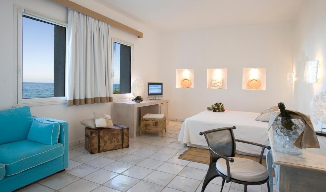 Hotel Flamingo Santa Margherita di Pula Esterno foto