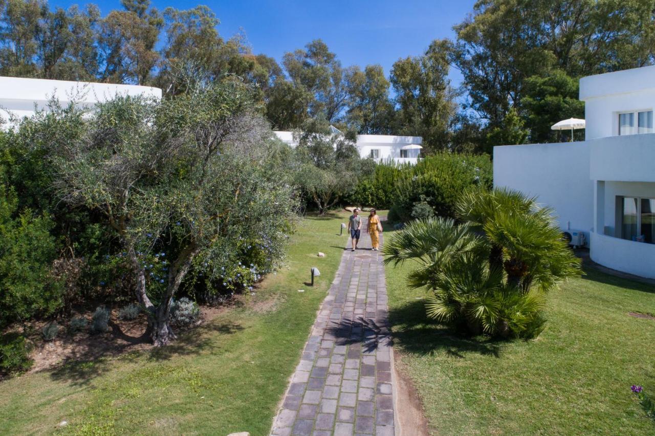 Hotel Flamingo Santa Margherita di Pula Esterno foto